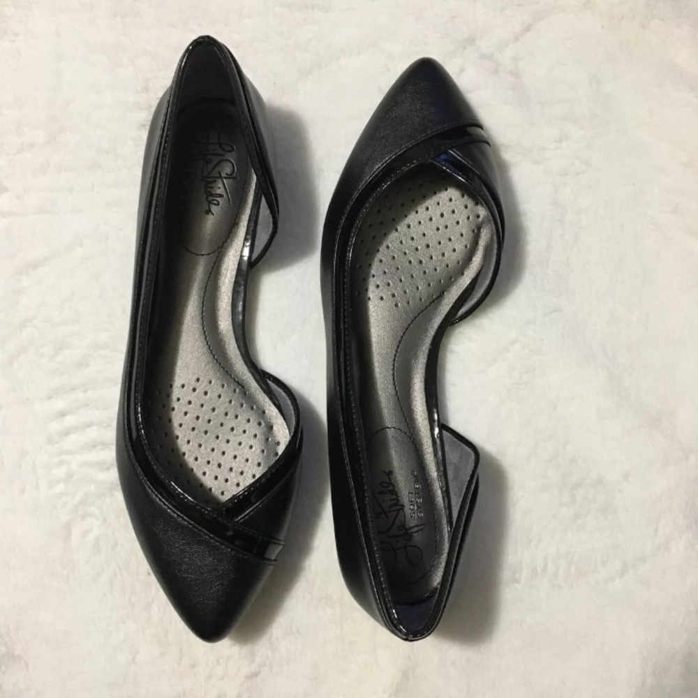 Life Stride Black Fashion Flats